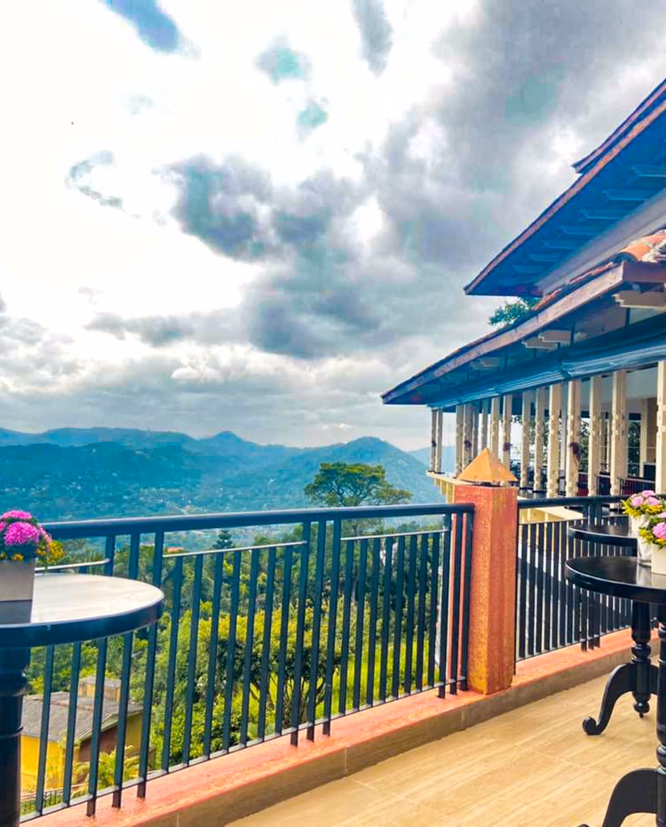 A stunning view of the Kandy mountain range from Amaya Hills, one of the best luxury hotels in Kandy